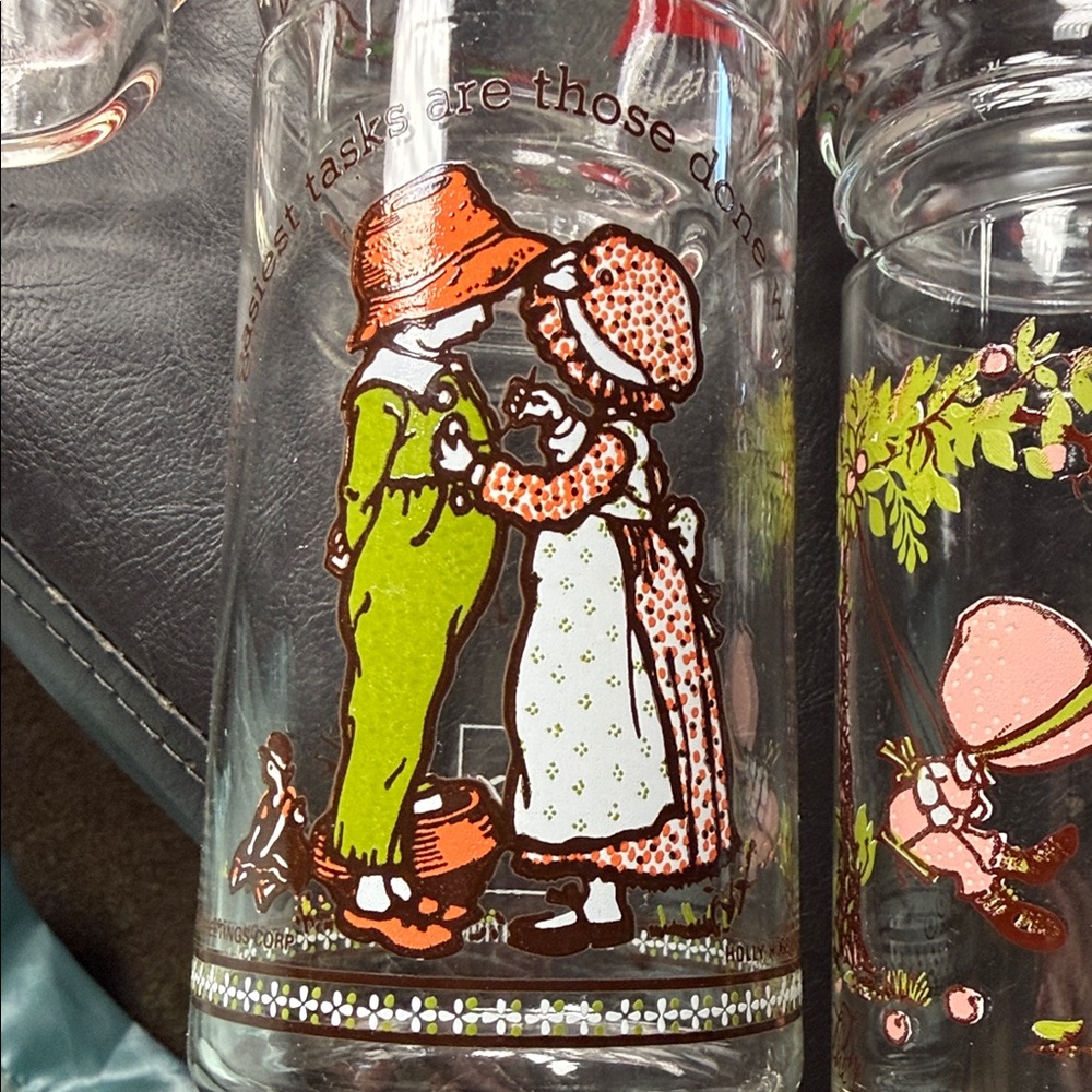Charming Vintage Holly hobby Coca Cola Glass Set by American greeting - Picture 2 of 7